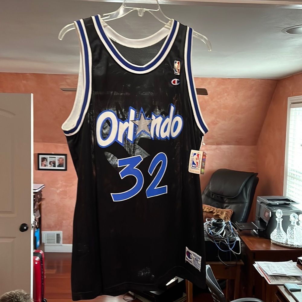 Shaquille Oneal number 32 Orlando Magic jersey signed! New with tags!